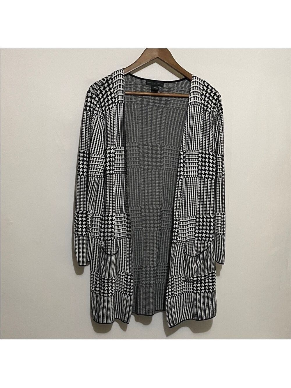 Joan Vass Black and White Open Front Checkered Women’s Cardigan Sz Medium